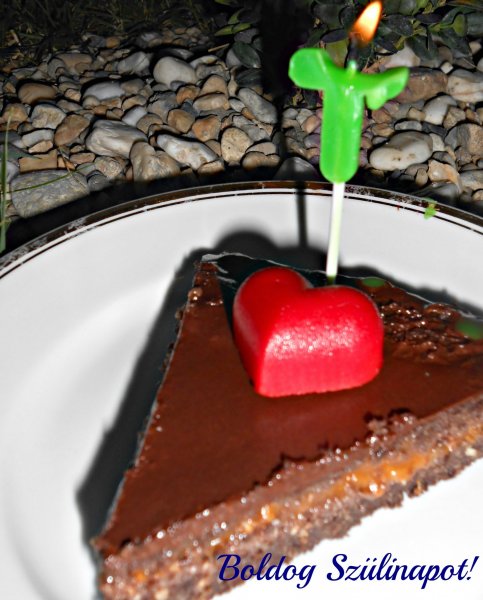 sacer szelet gyertyás