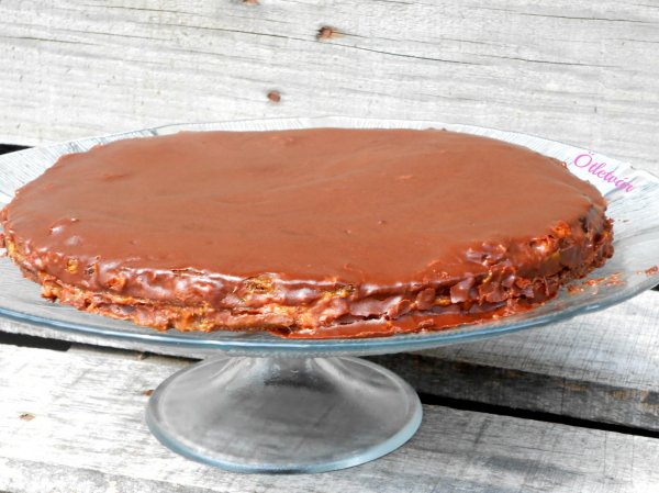 tortaegészben